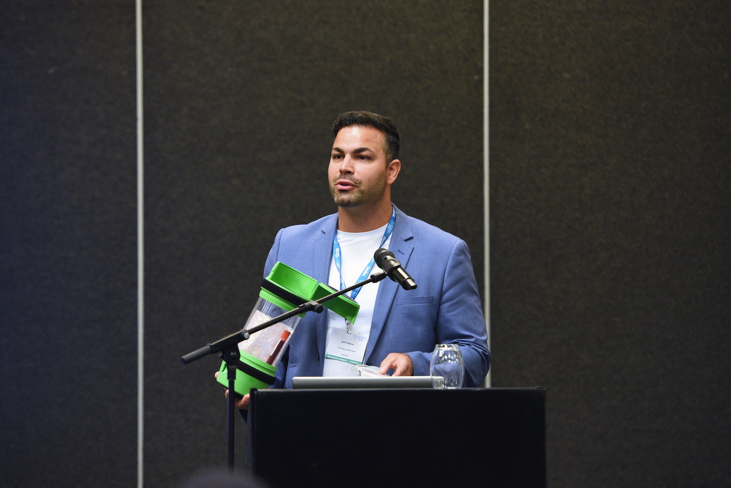 Product demonstrations at conference